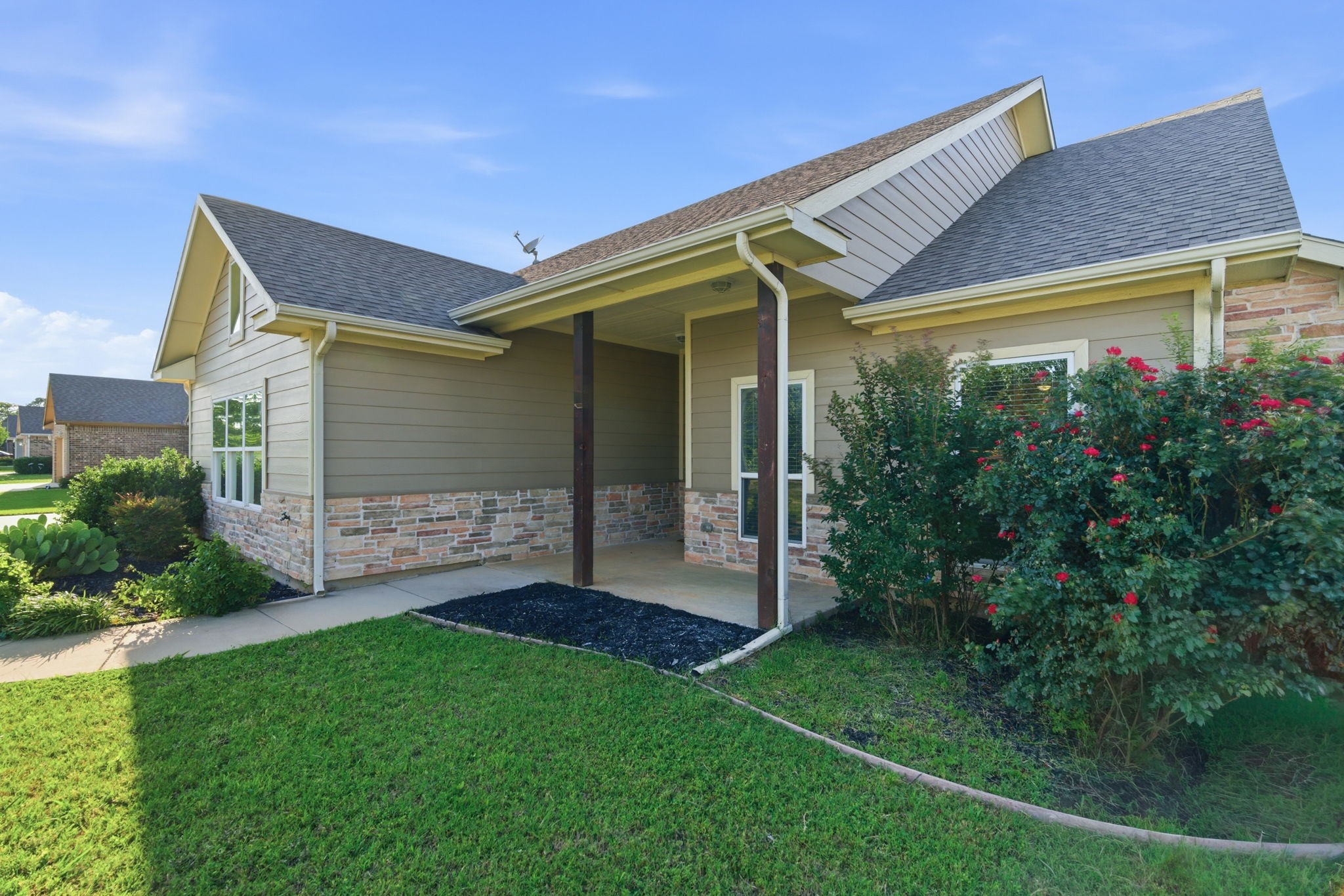824 E Northside Drive Pilot Point TX 76258