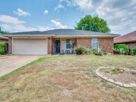 7304 Misty Meadow Drive S Fort Worth TX 76133