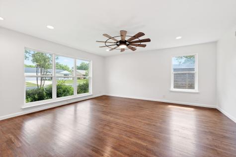 2632 Materhorn Drive Dallas TX 75228