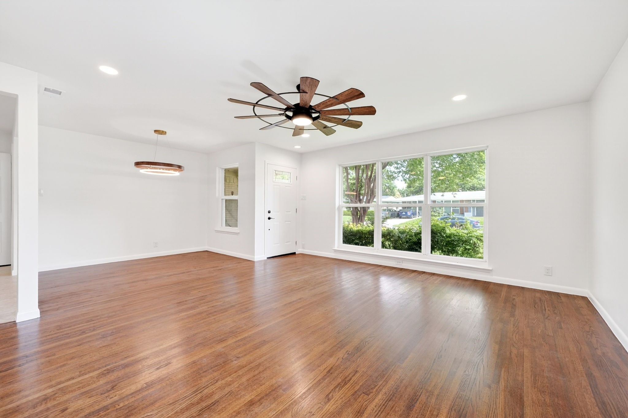 2632 Materhorn Drive Dallas TX 75228
