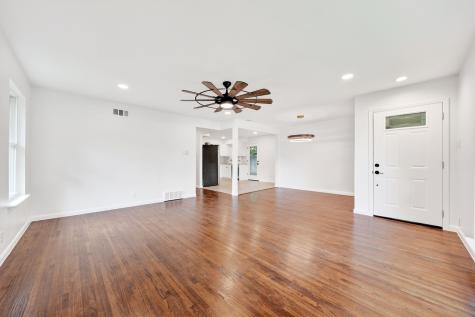 2632 Materhorn Drive Dallas TX 75228