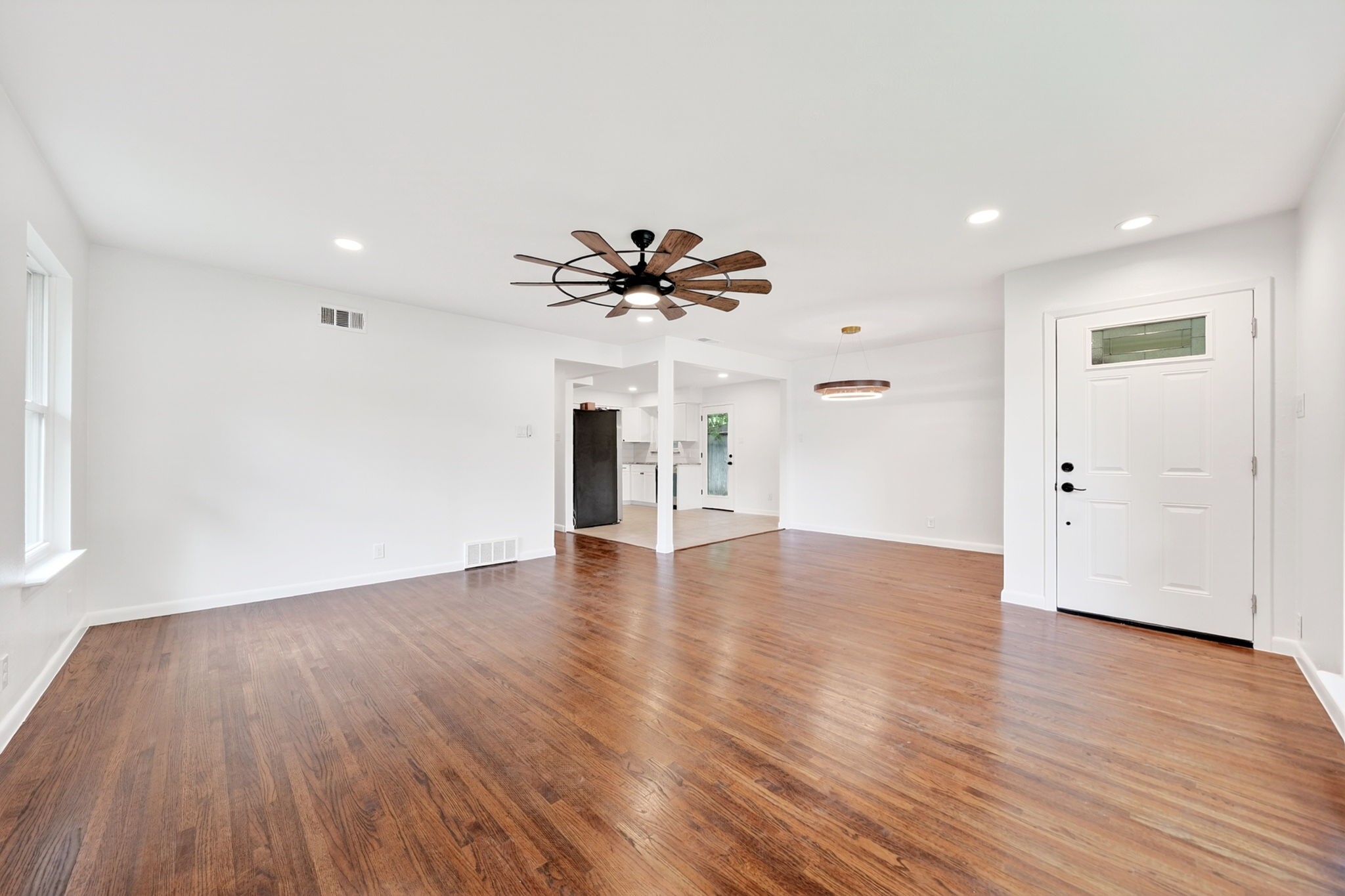 2632 Materhorn Drive Dallas TX 75228