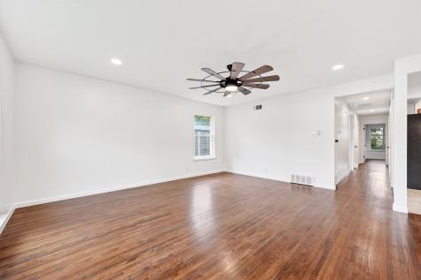 2632 Materhorn Drive Dallas TX 75228
