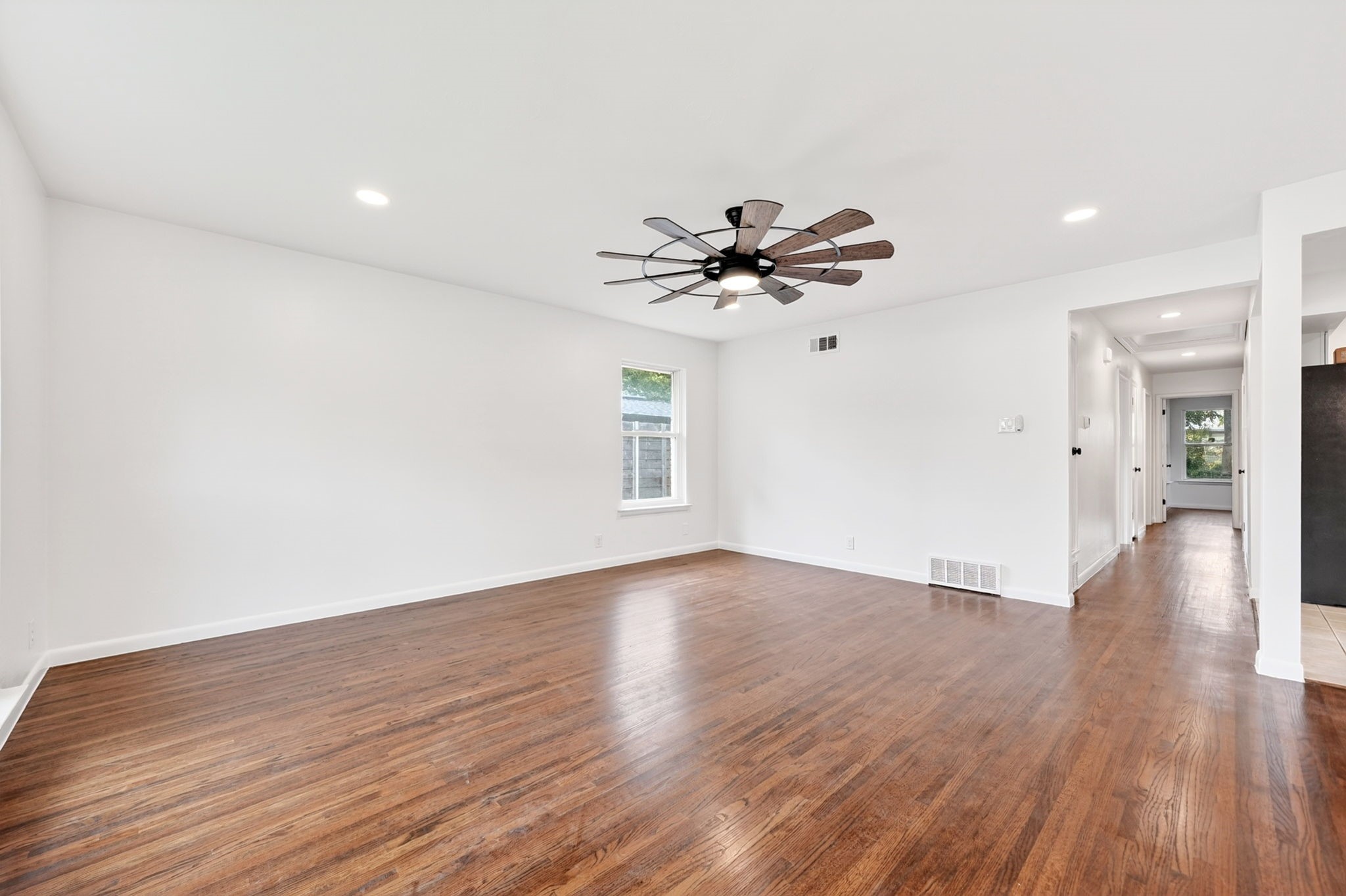 2632 Materhorn Drive Dallas TX 75228