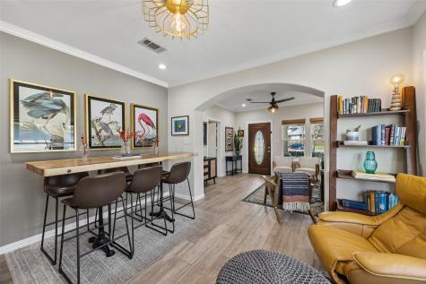 728 N Winnetka Avenue Dallas TX 75208