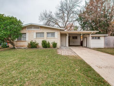 2112 Reever Street Arlington TX 76010