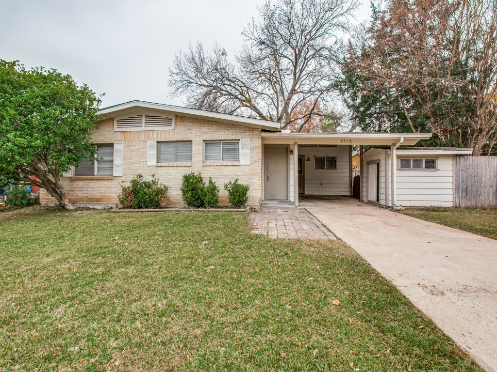 2112 Reever Street Arlington TX 76010