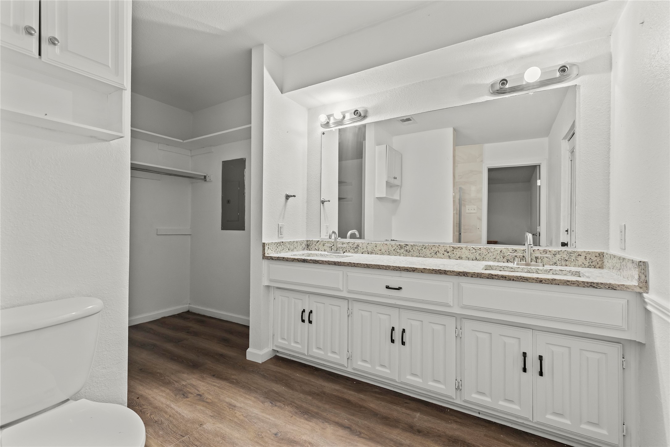 211 Willowwood Place Duncanville TX 75116