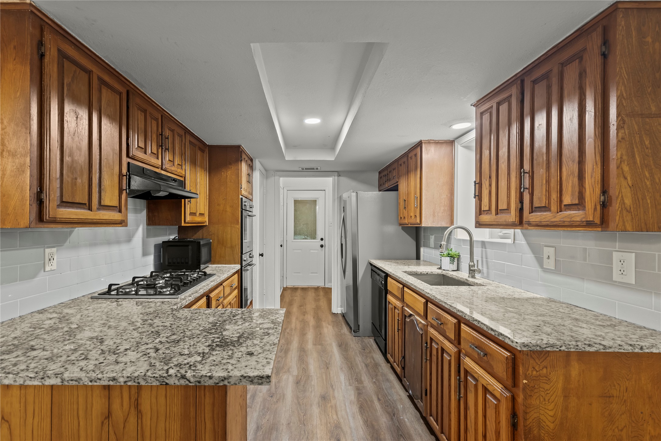 211 Willowwood Place Duncanville TX 75116