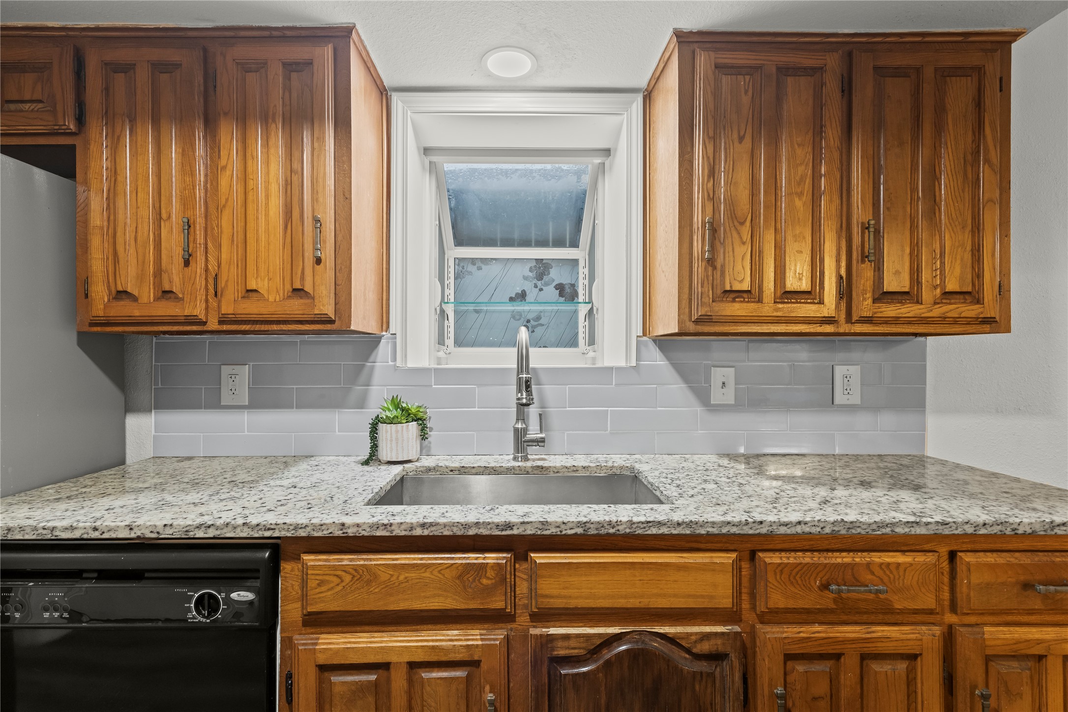 211 Willowwood Place Duncanville TX 75116