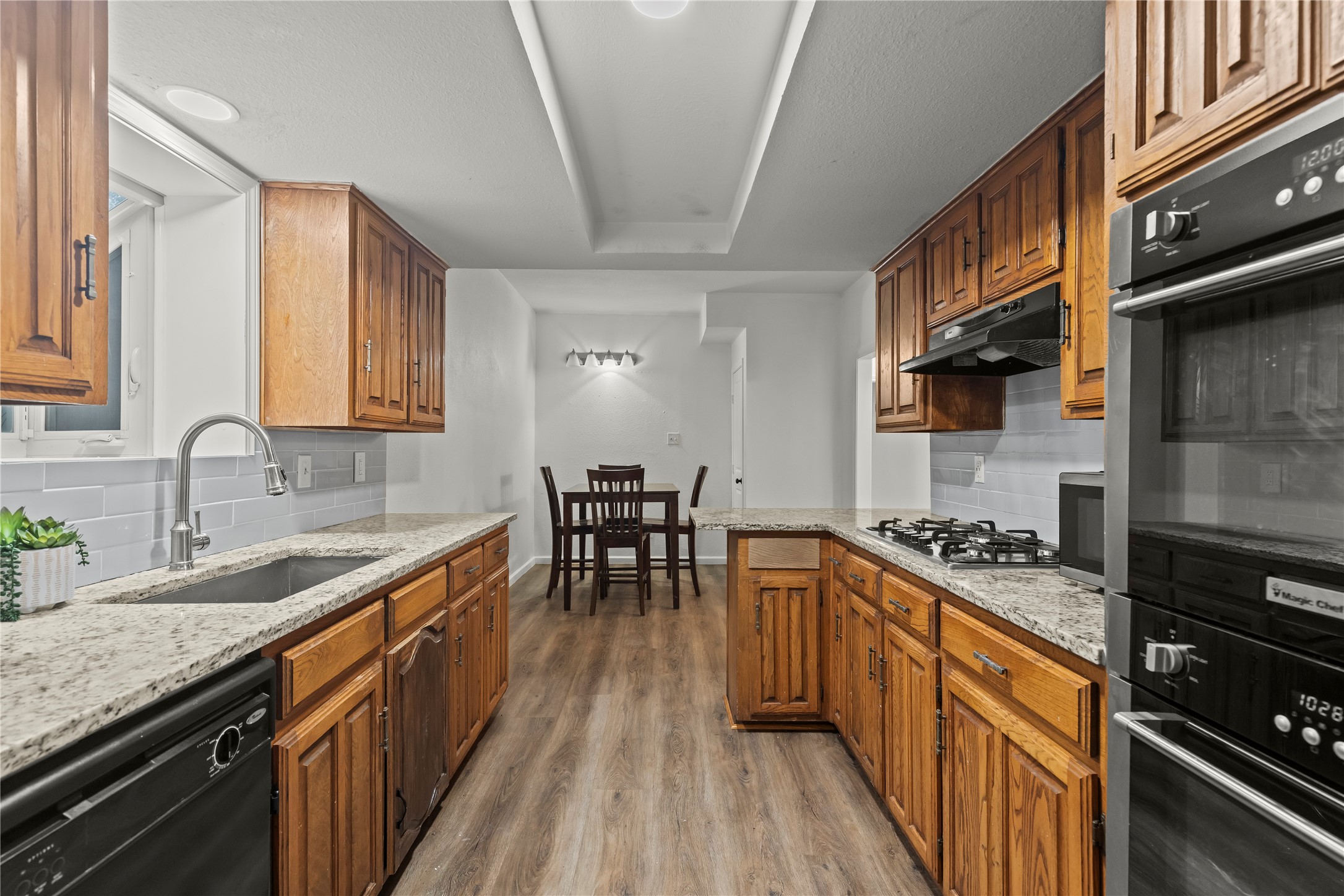 211 Willowwood Place Duncanville TX 75116