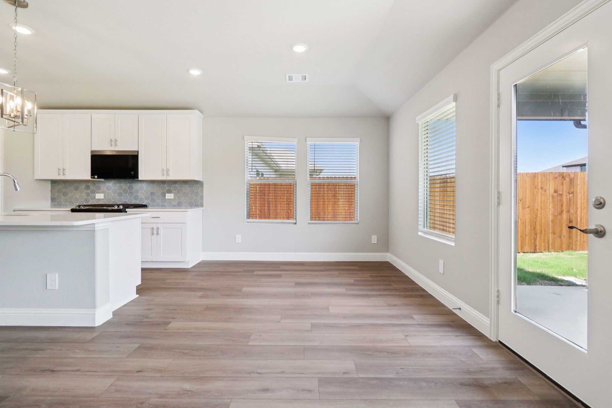 2101 Rannoch Street Sherman TX 75092
