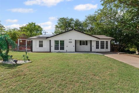 4859 Ivy Hill Court Fort Worth TX 76135