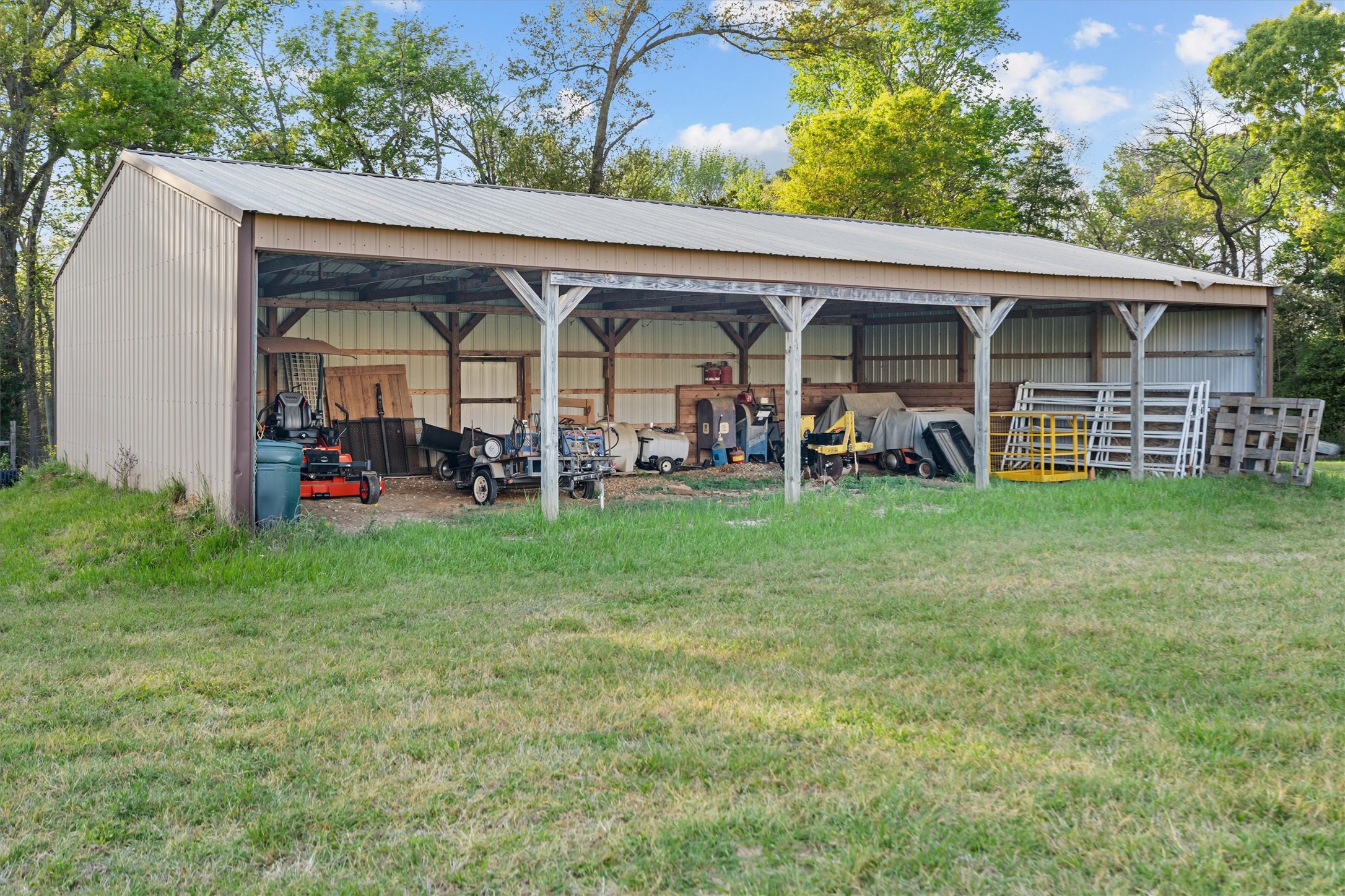 810 E Fm 321 Montalba TX 75853