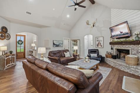 10210 Finch Road Sanger TX 76266