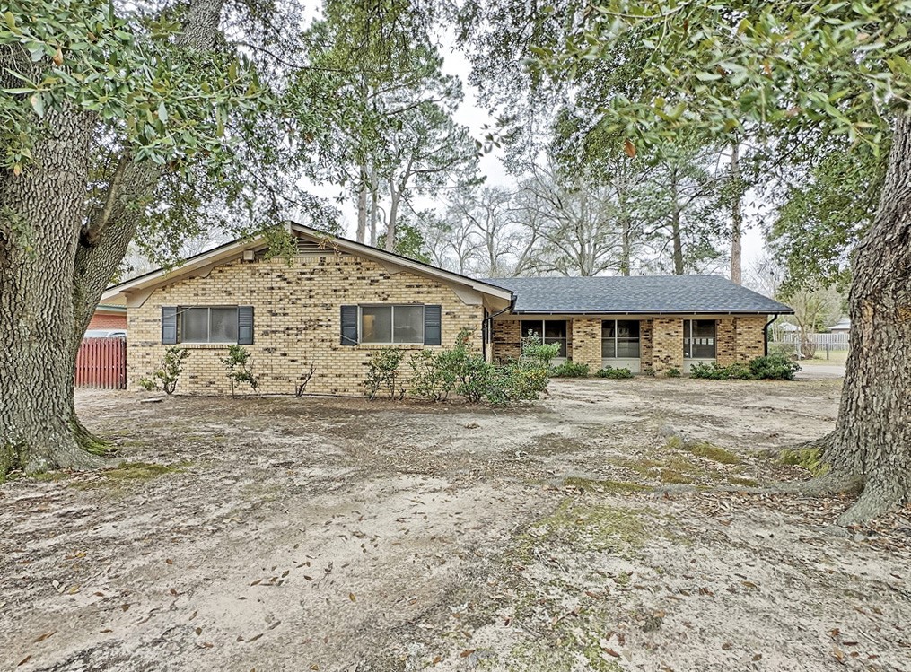 722 Belmont Street Athens TX 75751