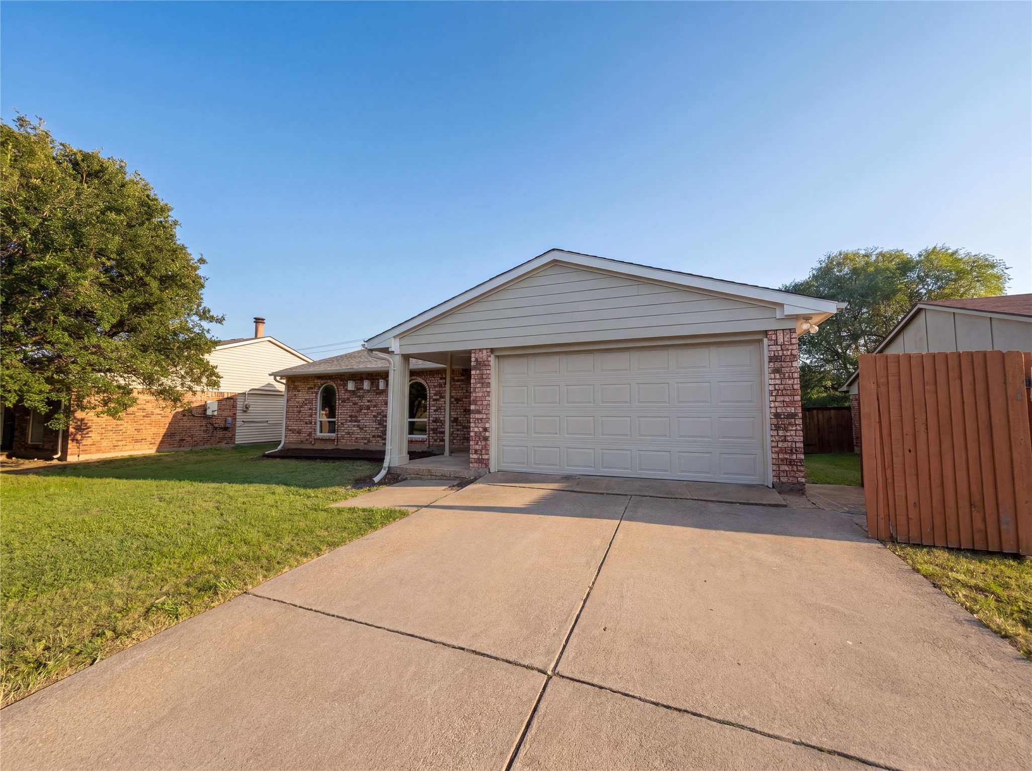 7444 Sandhurst Lane S North Richland Hills TX 76182