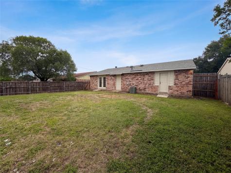 7444 Sandhurst Lane S North Richland Hills TX 76182
