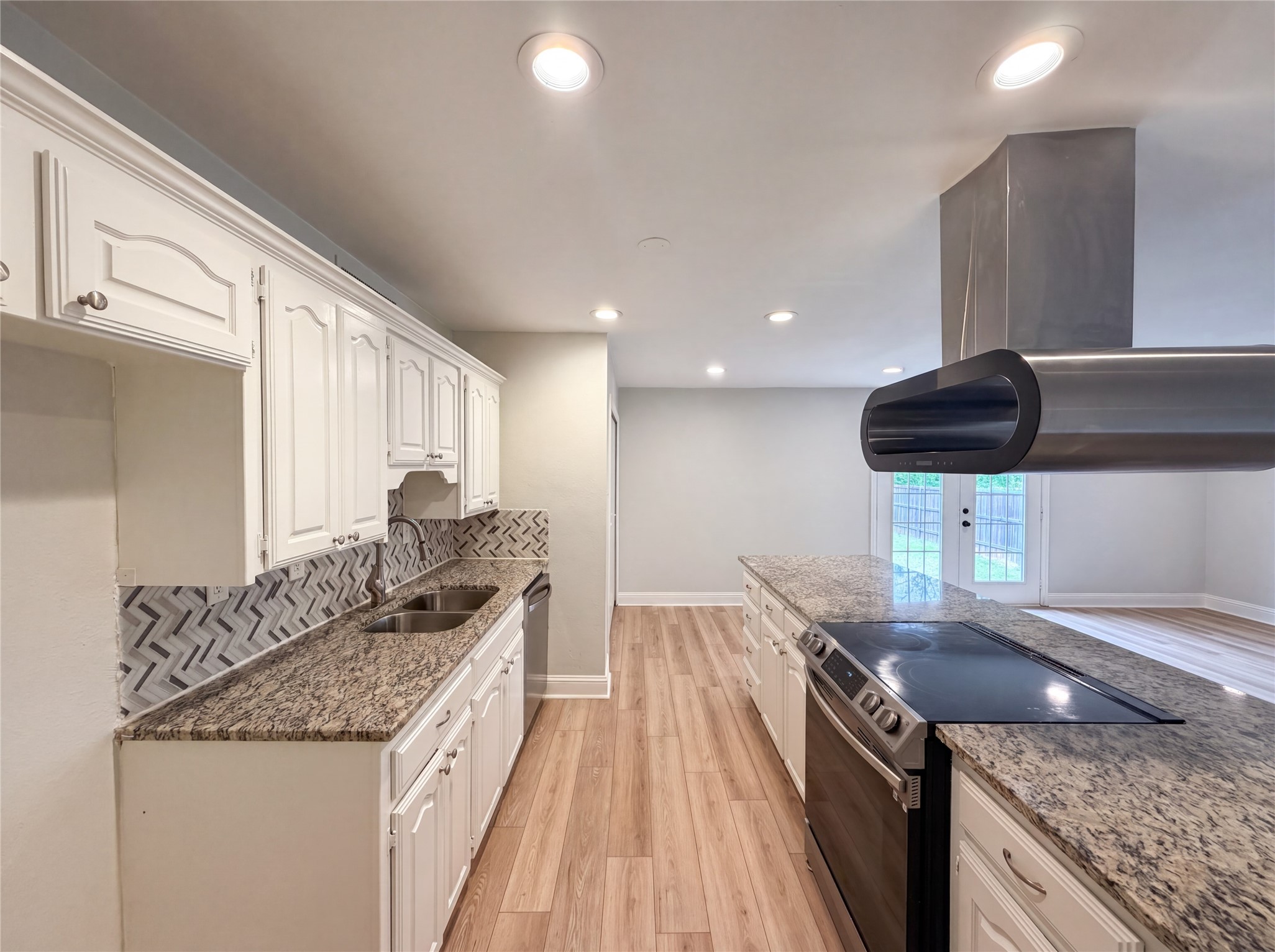 7444 Sandhurst Lane S North Richland Hills TX 76182