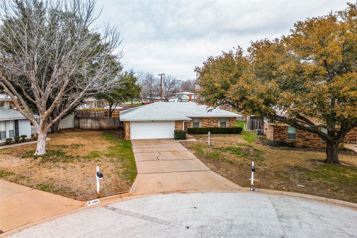 1404 Doral Court Graham TX 76450