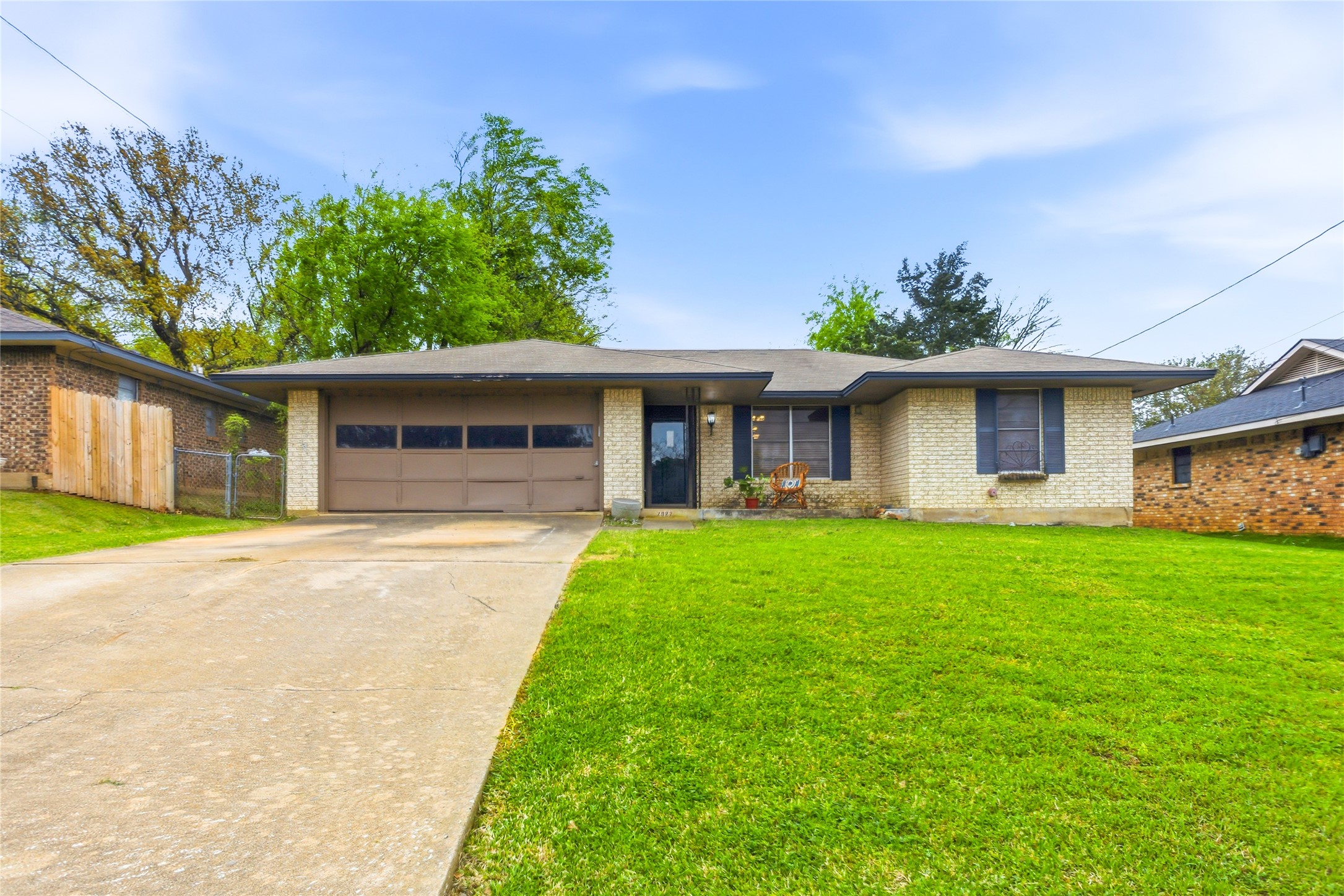 2922 Layne Drive Denison TX 75020
