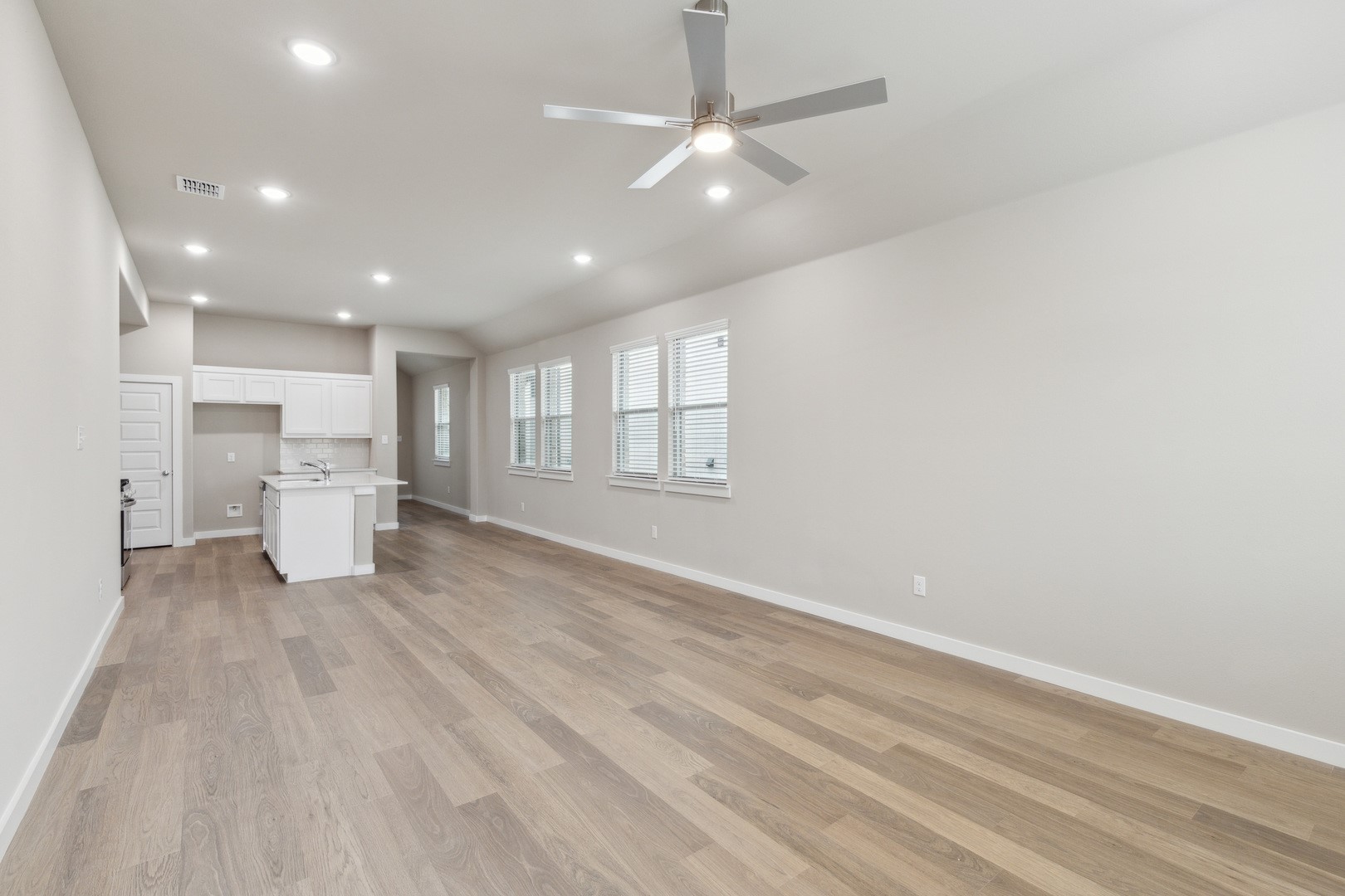 8356 Kingfisher Road Aubrey TX 76227