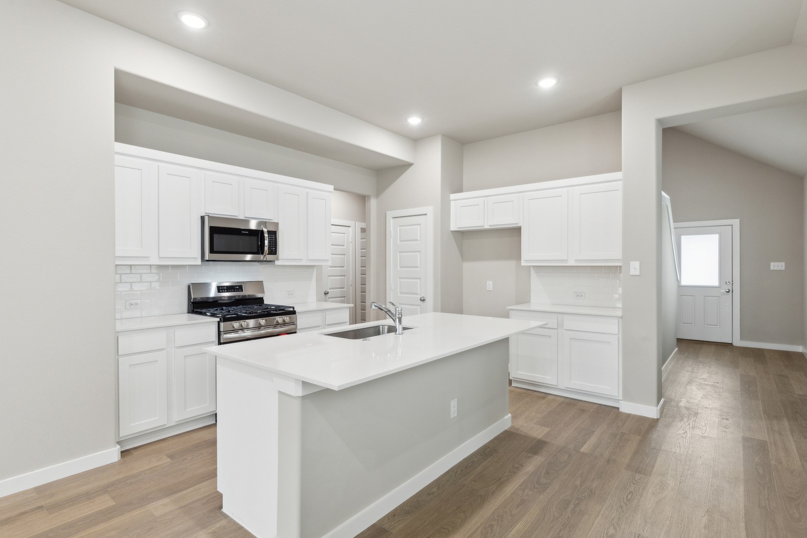 8356 Kingfisher Road Aubrey TX 76227
