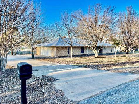 5204 Camino Dos Lagos Drive Sherman TX 75090