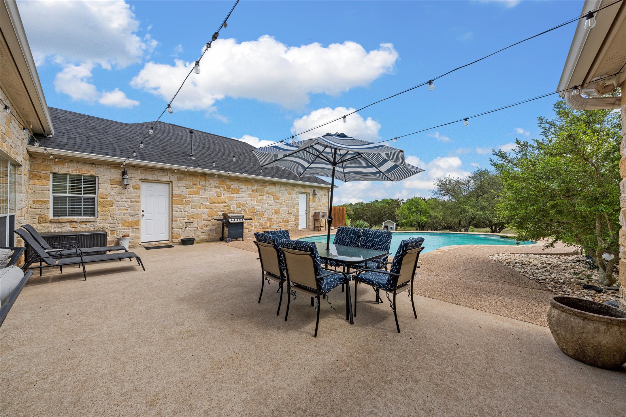 230 Hali Brooke Drive China Spring TX 76633