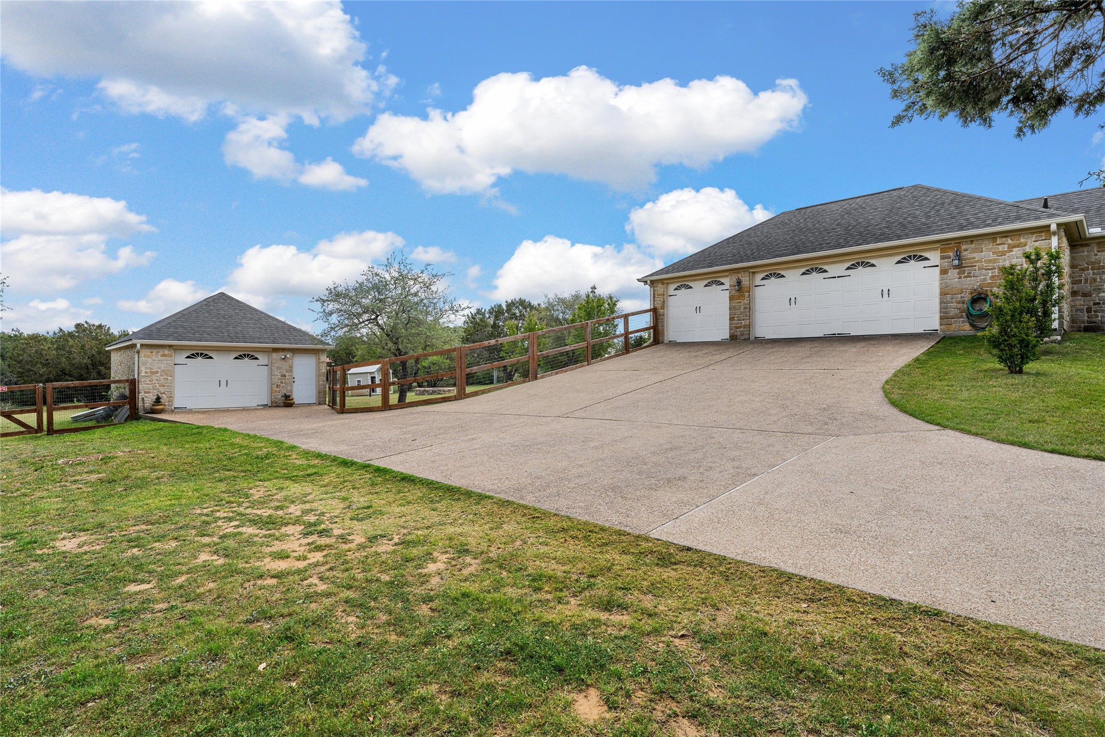 230 Hali Brooke Drive China Spring TX 76633