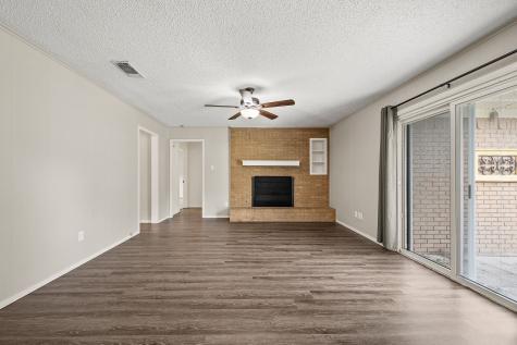 217 Glenn Drive Hurst TX 76053