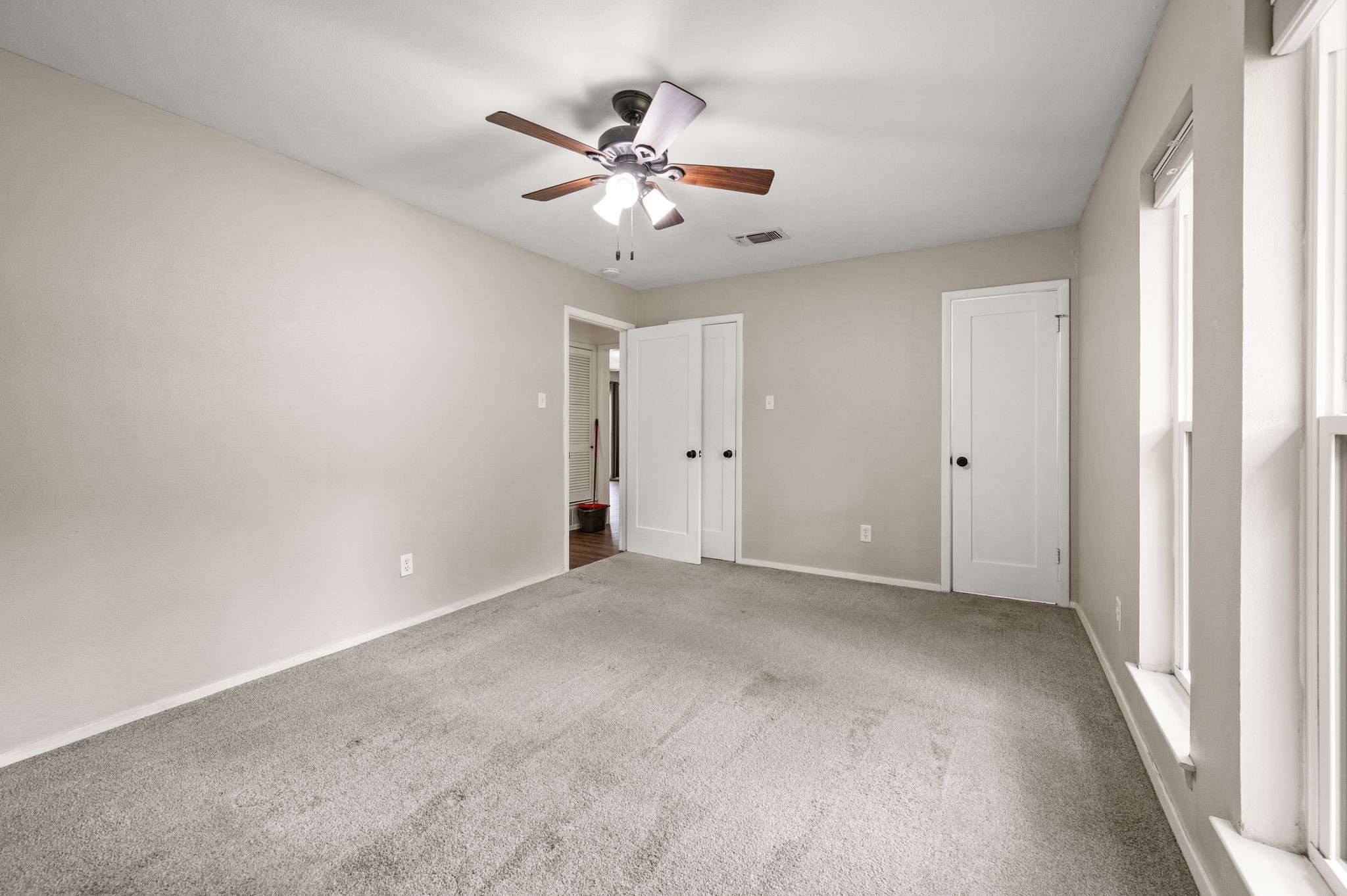 217 Glenn Drive Hurst TX 76053