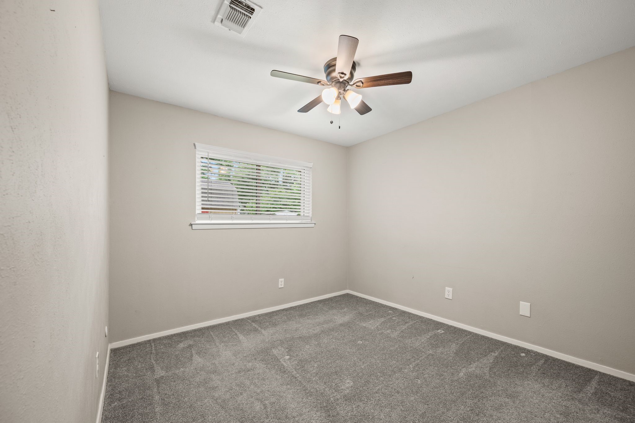 217 Glenn Drive Hurst TX 76053
