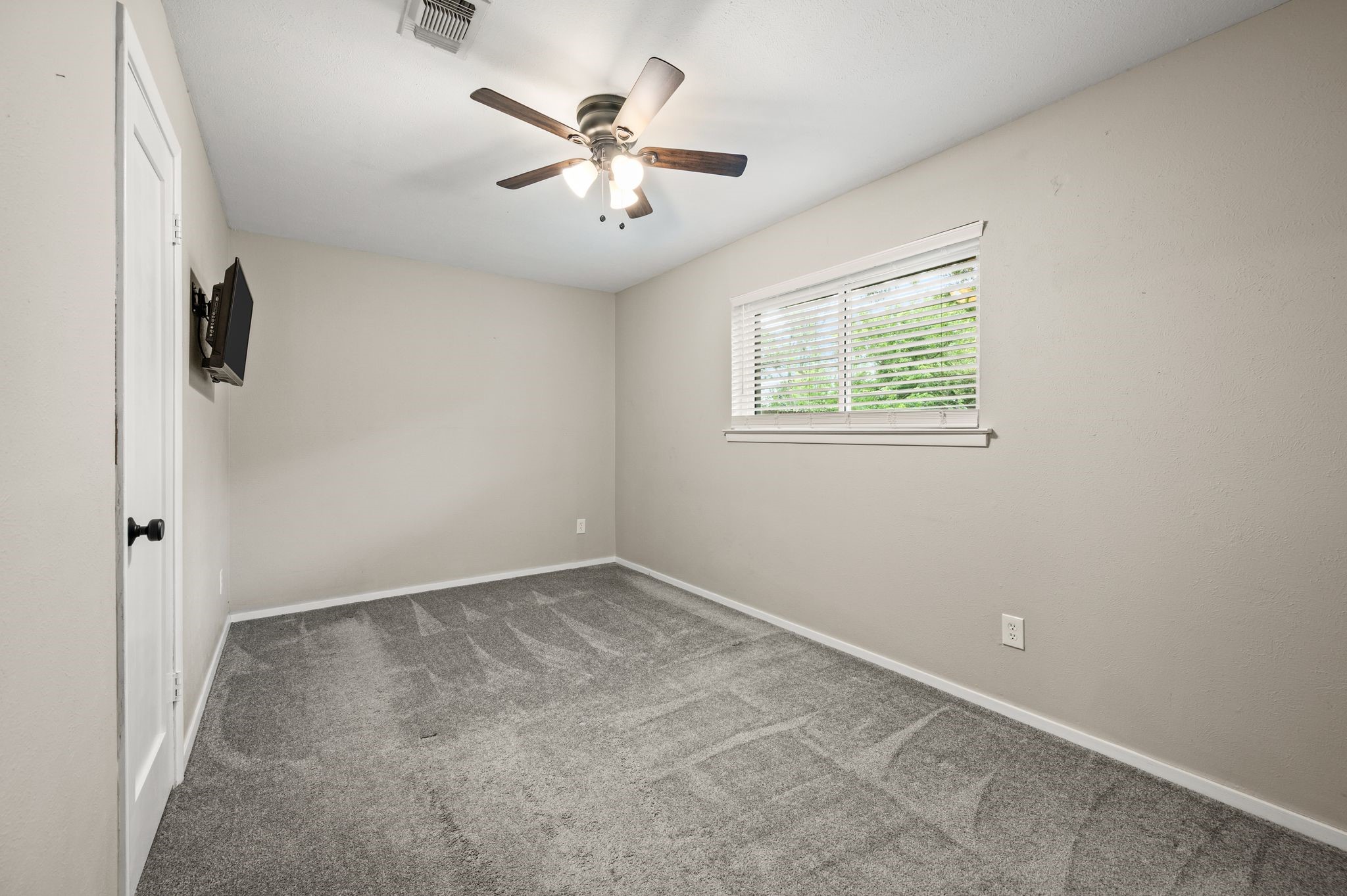 217 Glenn Drive Hurst TX 76053