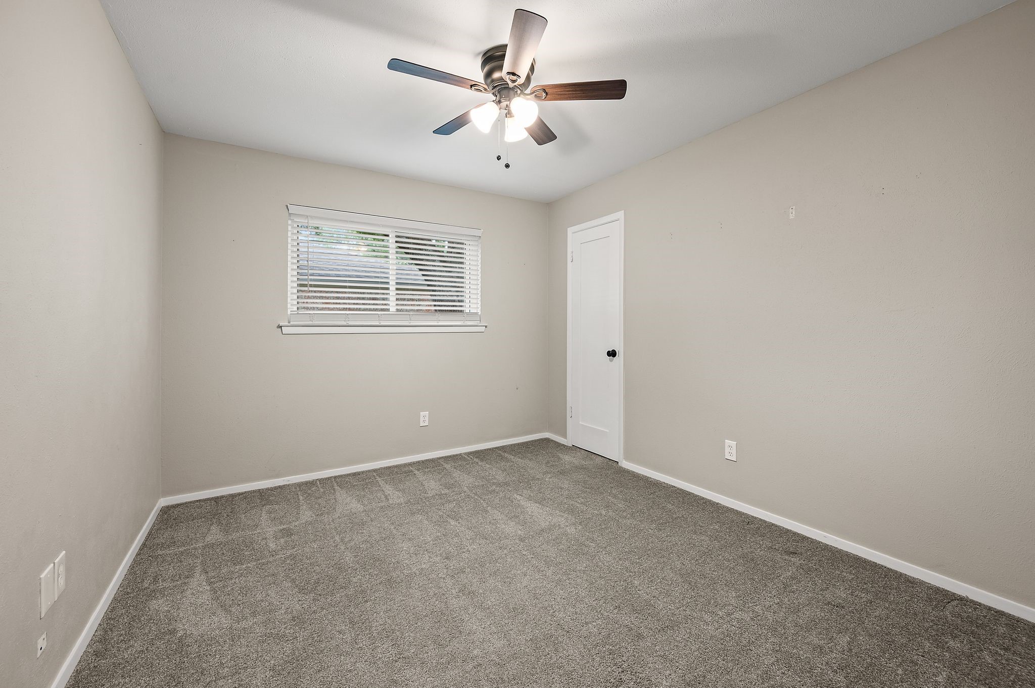 217 Glenn Drive Hurst TX 76053