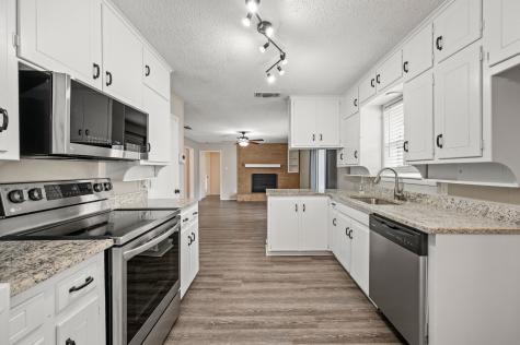 217 Glenn Drive Hurst TX 76053