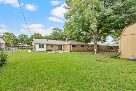 217 Glenn Drive Hurst TX 76053