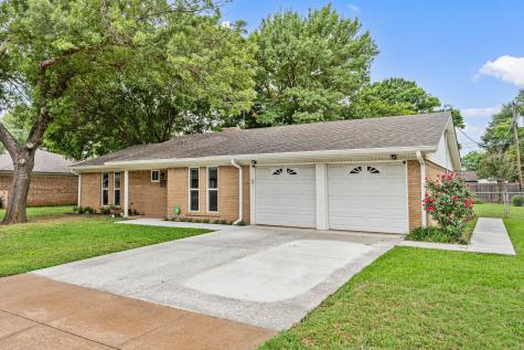 217 Glenn Drive Hurst TX 76053