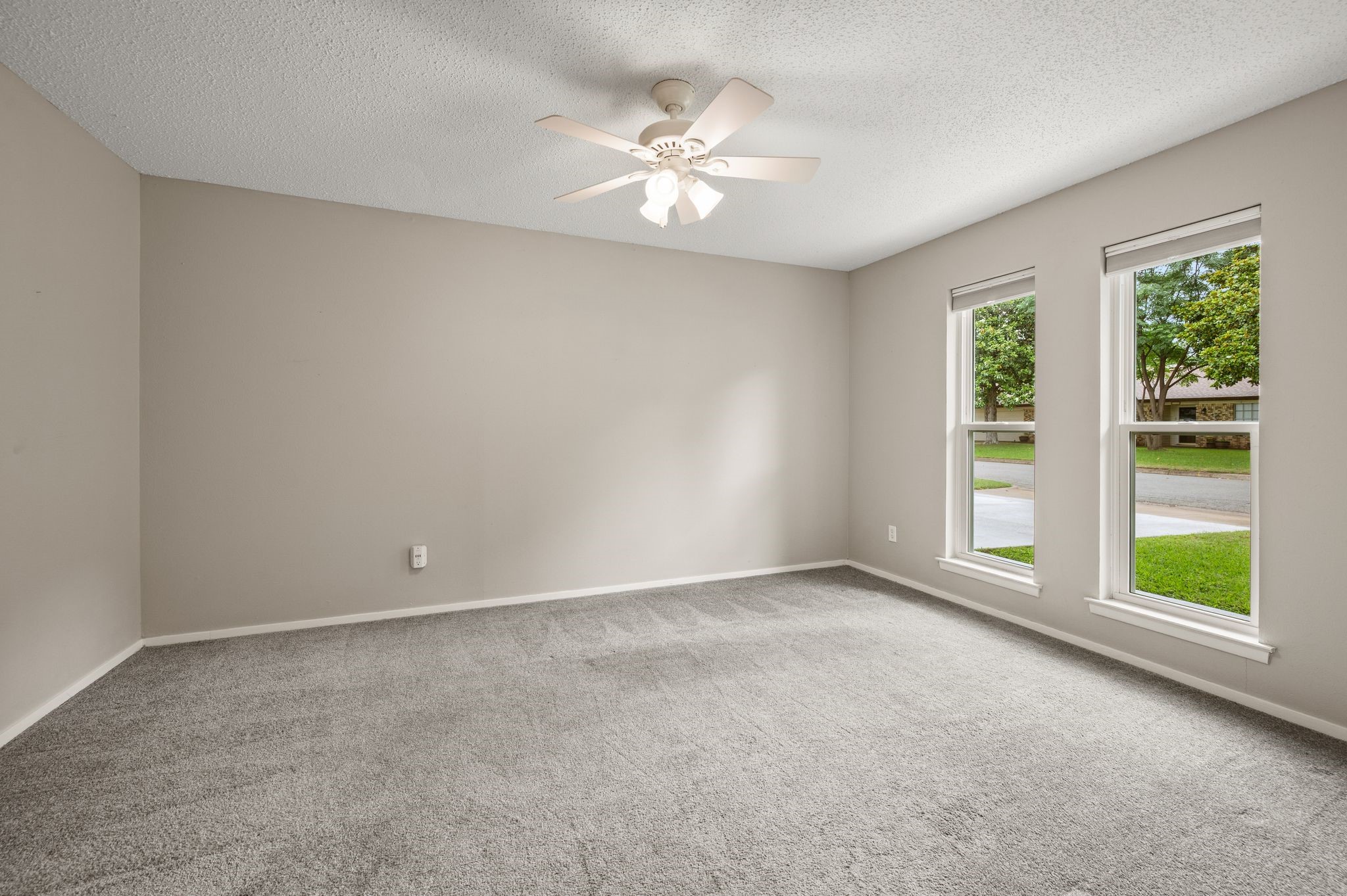 217 Glenn Drive Hurst TX 76053