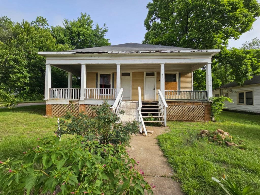 823 W Louisiana Street Palestine TX 75801