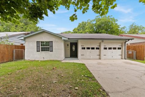2305 Aggie Drive Grand Prairie TX 75051