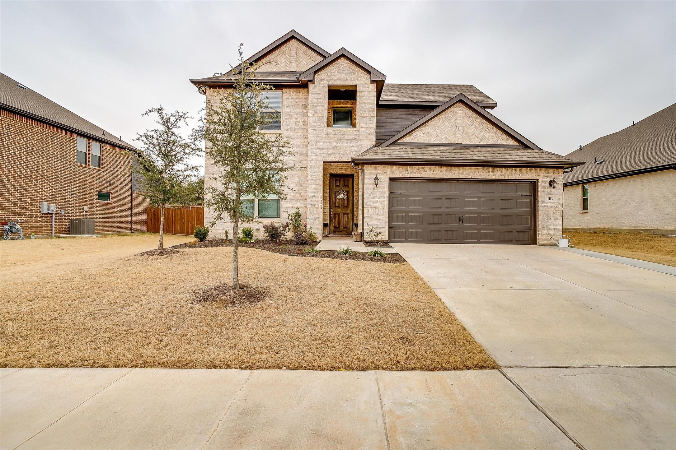 109 Everest Court Burleson TX 76028