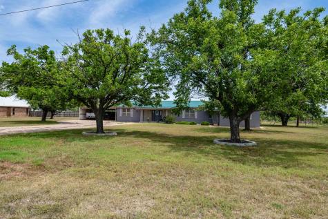 10992 State Highway 6 Avoca TX 79503