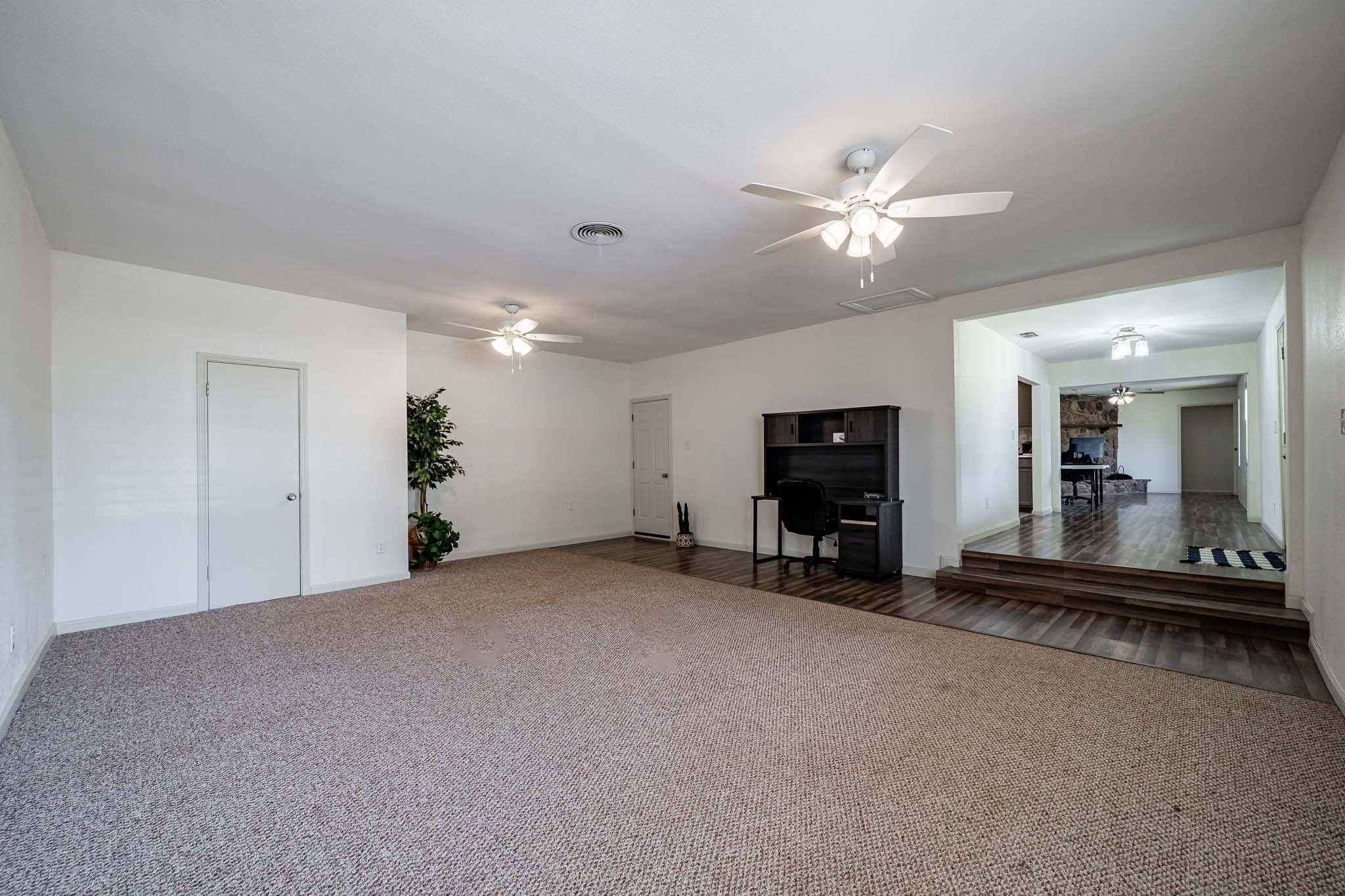 10992 State Highway 6 Avoca TX 79503