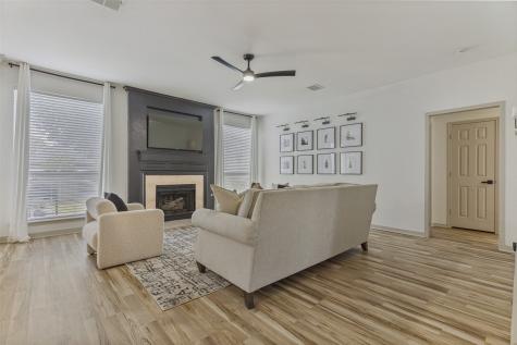 6409 Windwood Court Fort Worth TX 76132