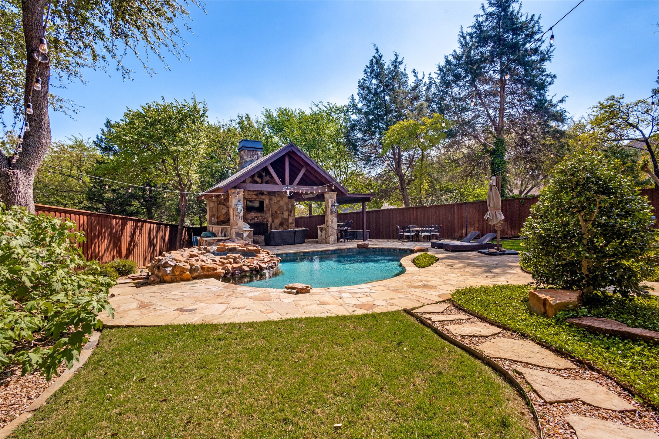 805 Huntington Court Southlake TX 76092