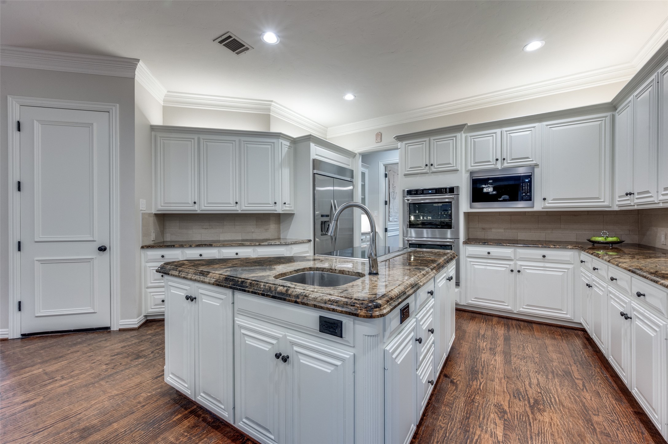 805 Huntington Court Southlake TX 76092
