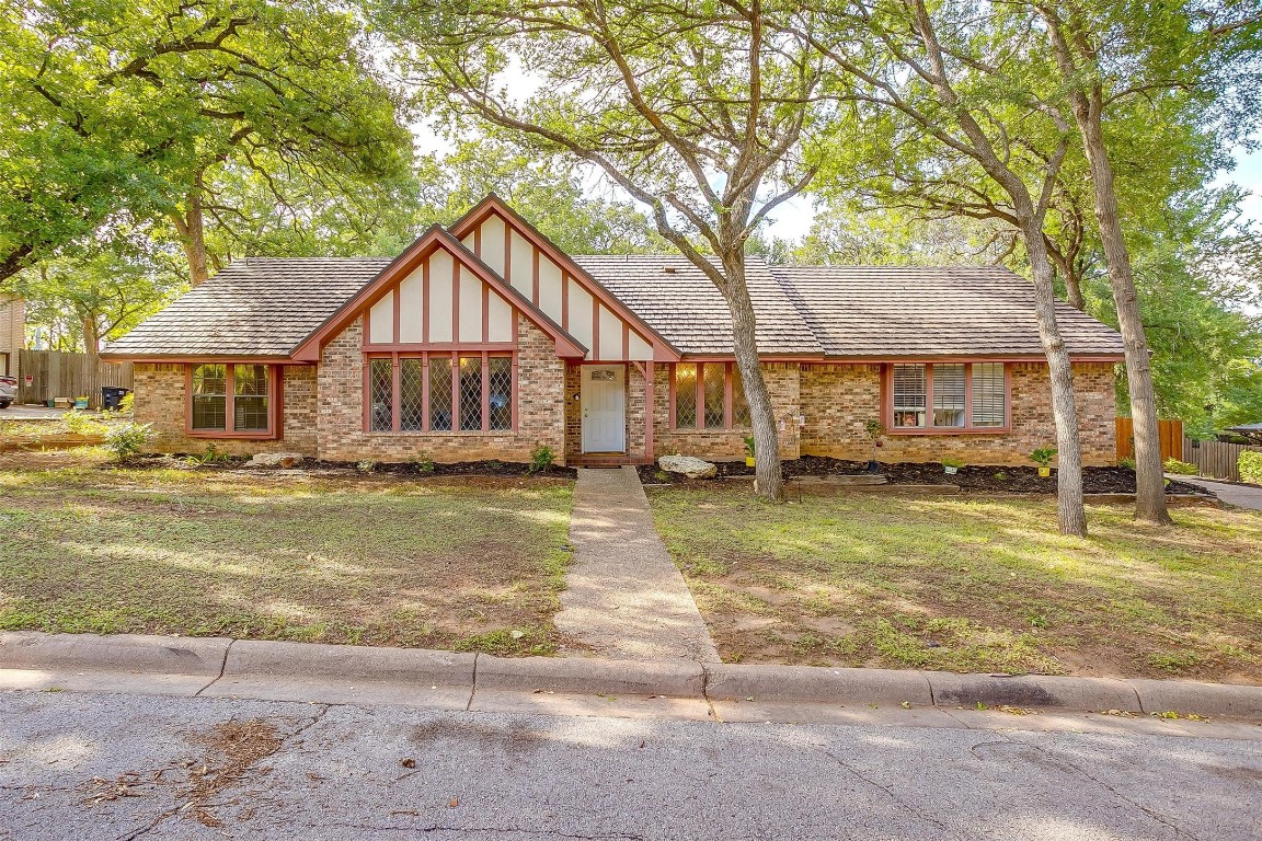 108 Silverleaf Drive Fort Worth TX 76112