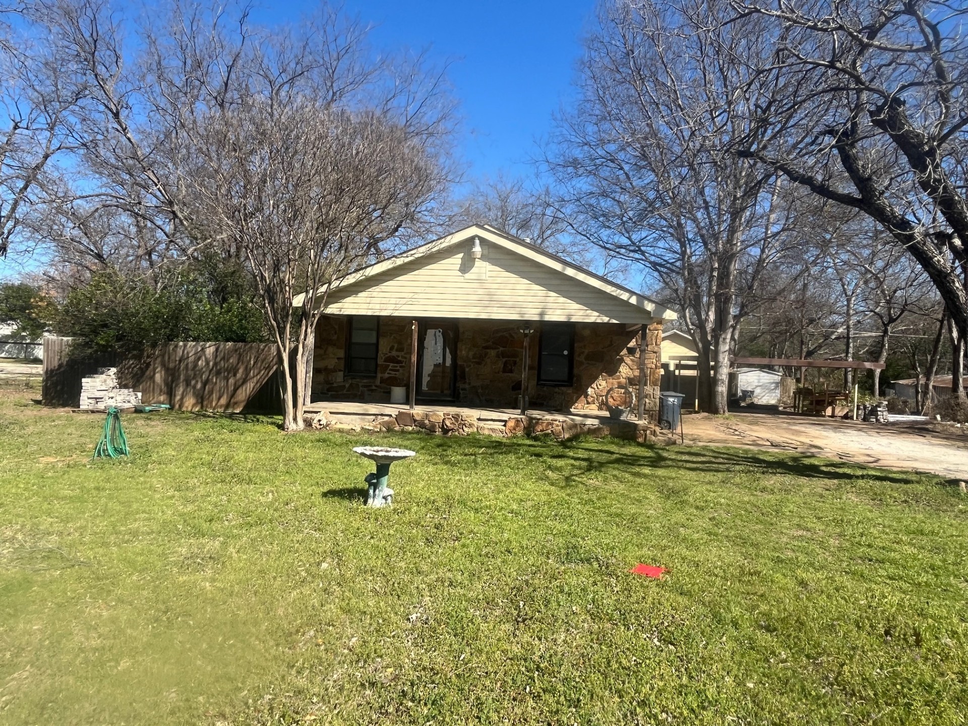 820 Stamps Avenue Fort Worth TX 76114