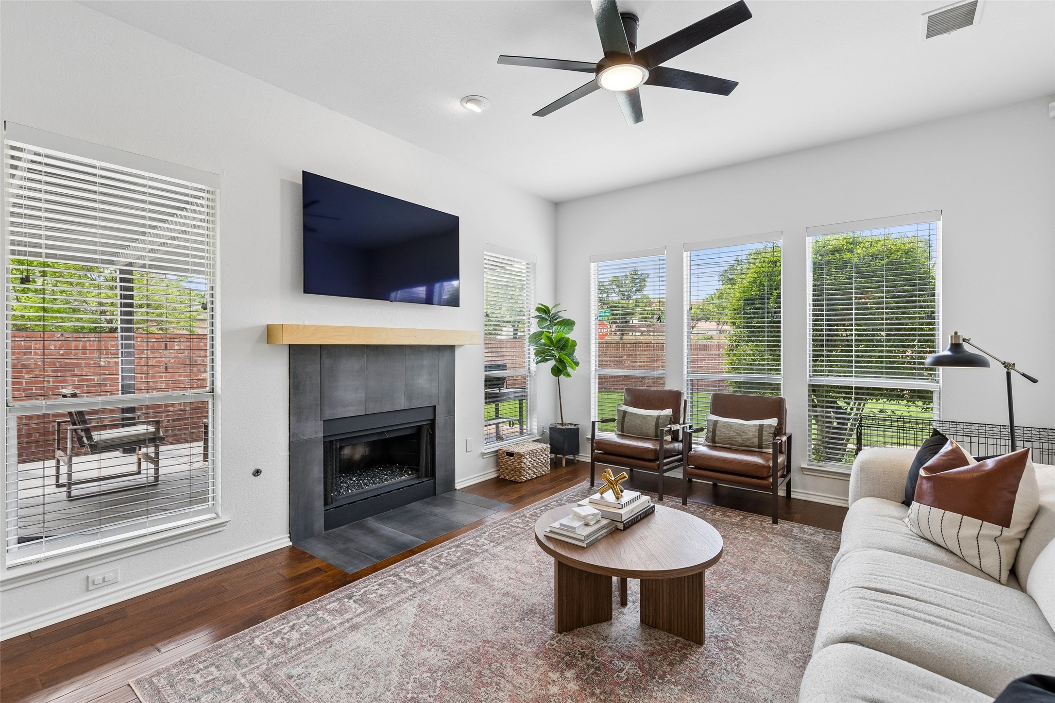 7703 Worthing Street Dallas TX 75252